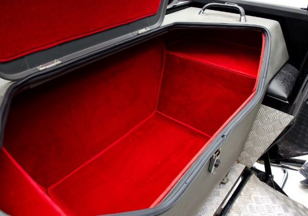 e000f93de4bc35520d0a6dc9cd13d930