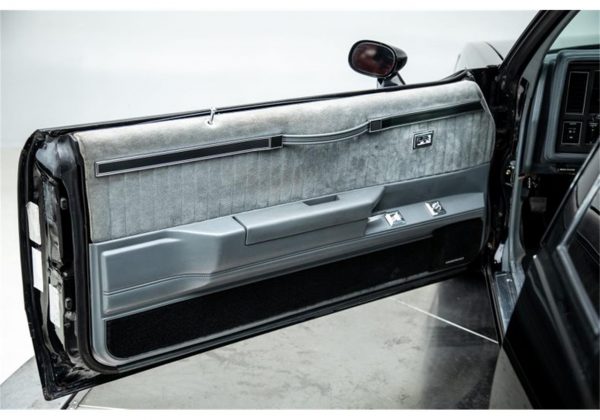 19357209-1987-buick-gnx-std