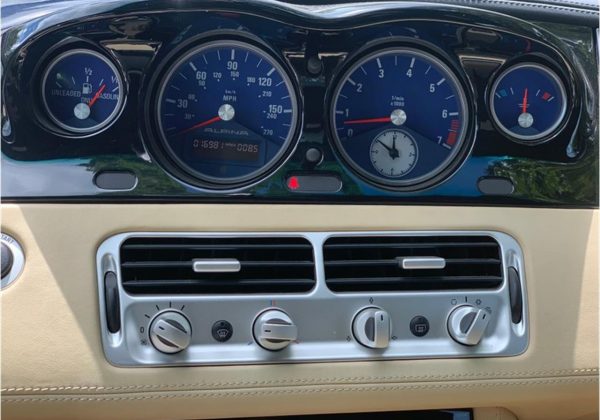 18421212-2003-bmw-z8-std