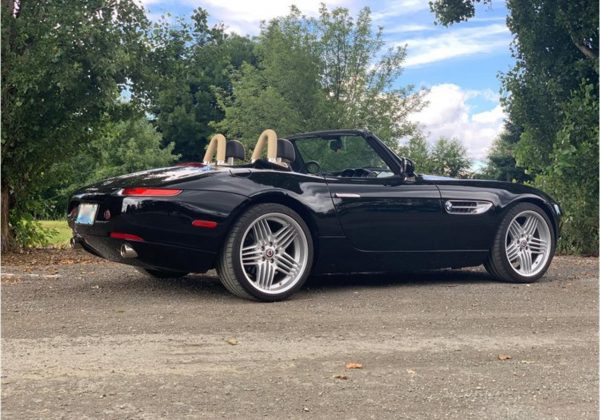18421221-2003-bmw-z8-std