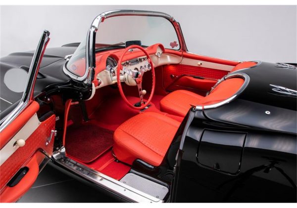 19641373-1957-chevrolet-corvette-std