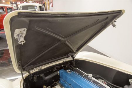19731233-1954-chevrolet-corvette-std